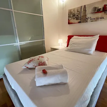 Apartamento 5 Pers Parking Wifi Ac
